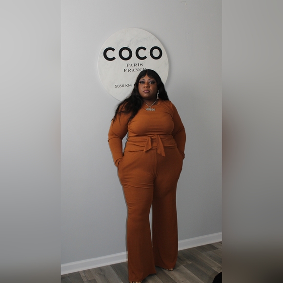 NWOT Ribbed Two-Piece Set - Picture 2 of 2